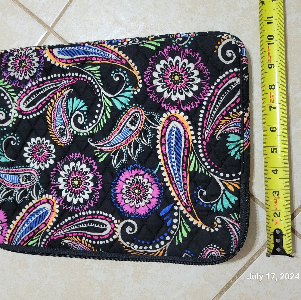 Vera Bradley laptop sleeve - Picture 2 of 4